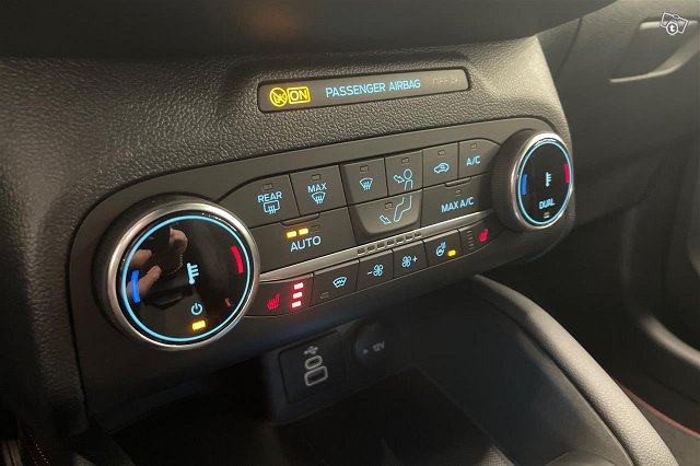 Ford Kuga 21