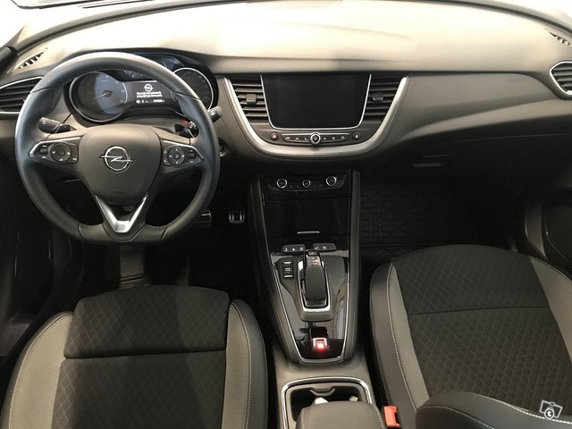 Opel Grandland X 6