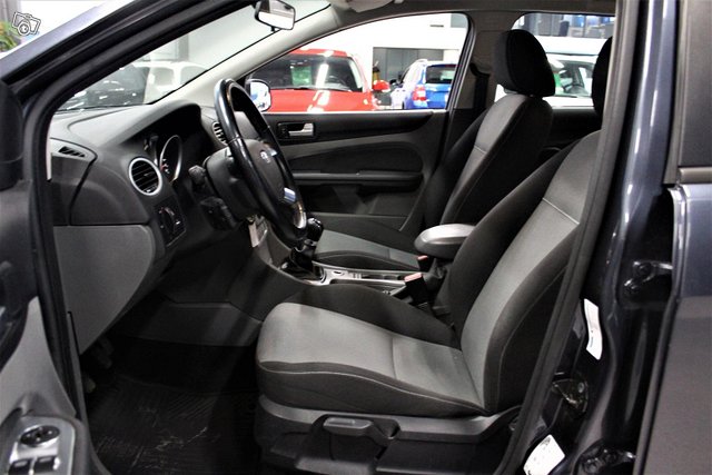 Ford Focus 5