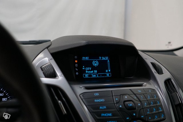 Ford Transit Connect 11