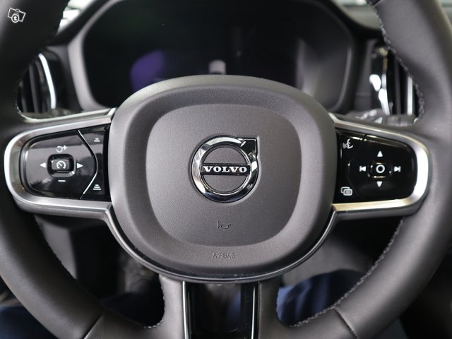 Volvo V60 12