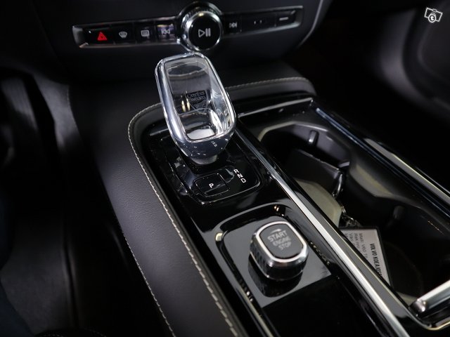Volvo V60 16