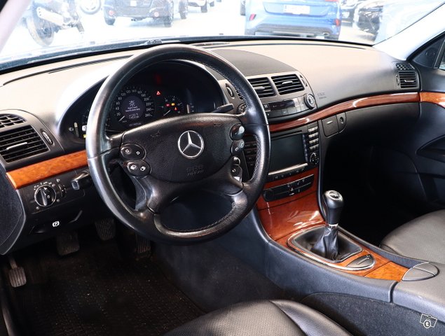 Mercedes-Benz E 10
