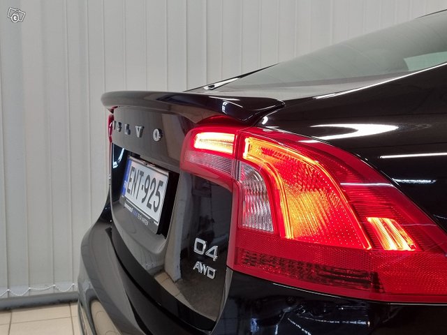Volvo S60 Cross Country 13