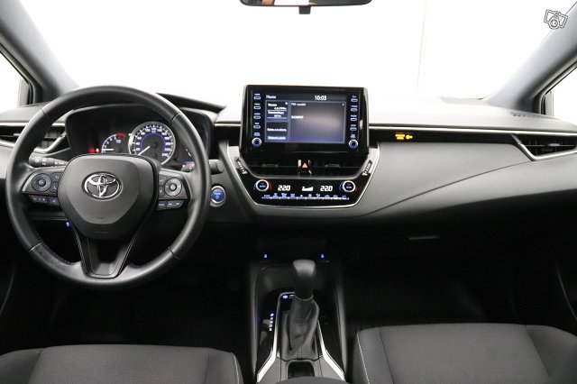 Toyota Corolla 9