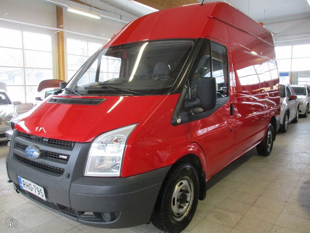 Ford Transit 9
