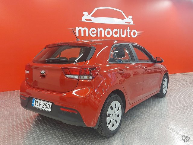 KIA RIO 3