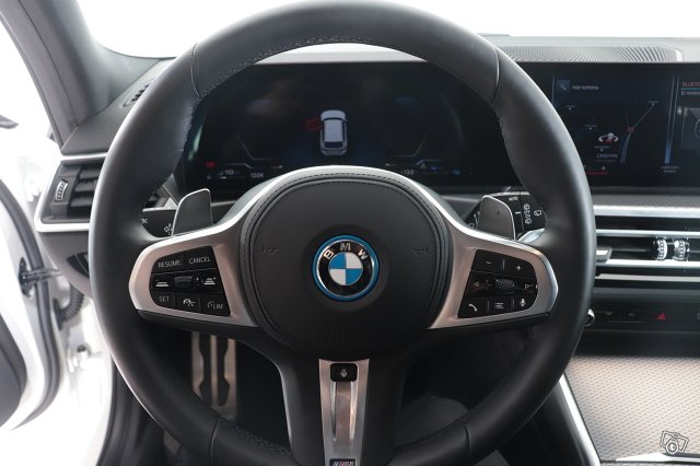 BMW 3-SARJA 19