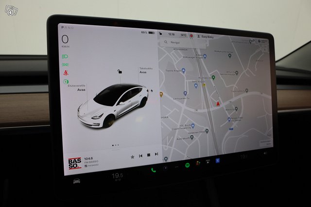Tesla Model 3 12