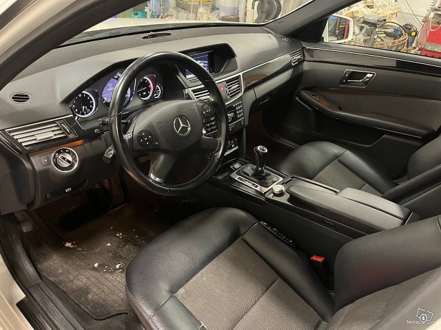 Mercedes-Benz E 9