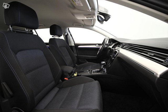 Volkswagen Passat 20