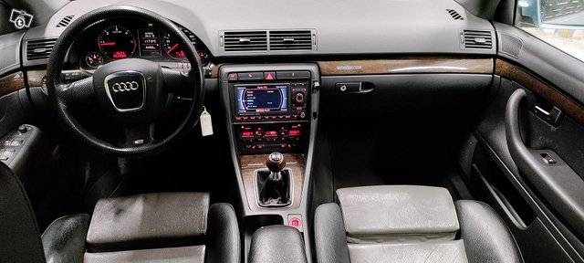 Audi A4 9