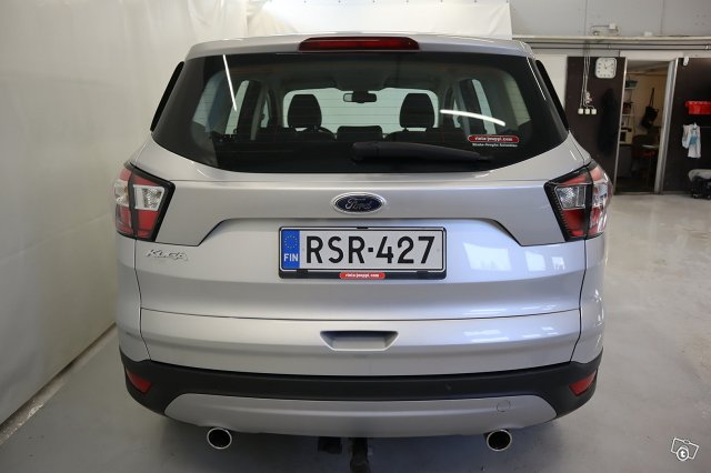 Ford Kuga 6