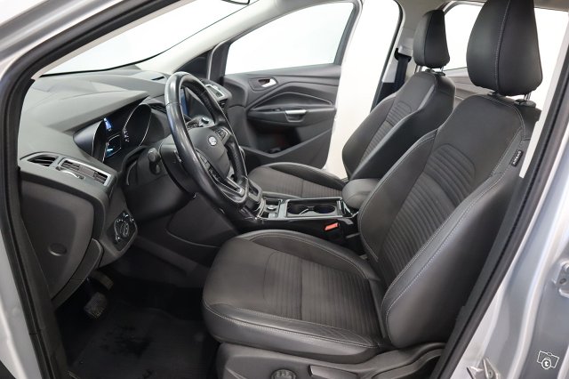 Ford Kuga 12