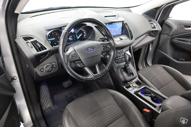 Ford Kuga 13