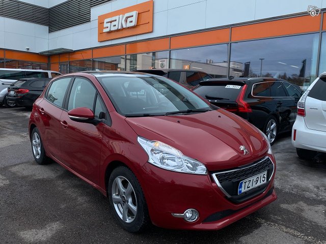 Peugeot 208