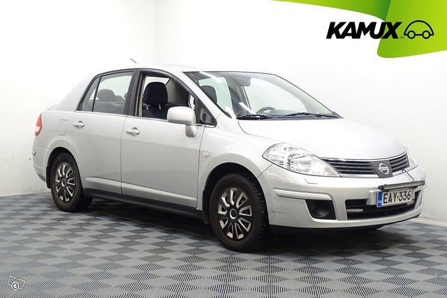 Nissan Tiida, kuva 1