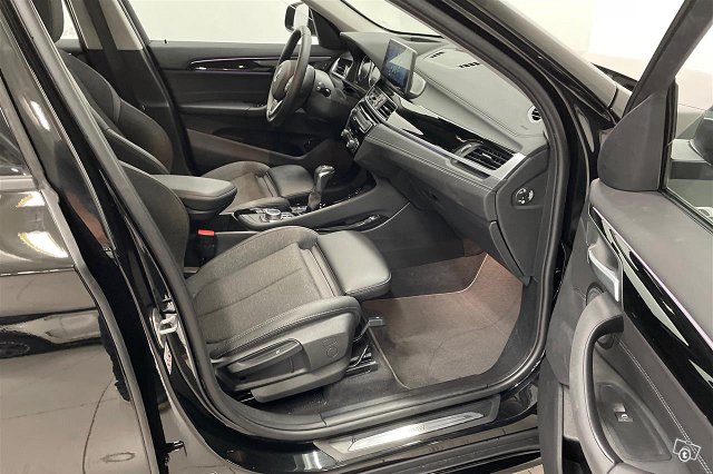 BMW X1 13