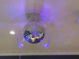 Discopallo, Valaisimet, Sisustus ja huonekalut, Seinäjoki, Tori.fi Discopallo, Valaisimet, Sisustus ja huonekalut, Seinäjoki, Tori.fi