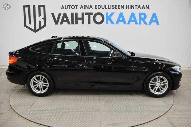 BMW 318 Gran Turismo 9