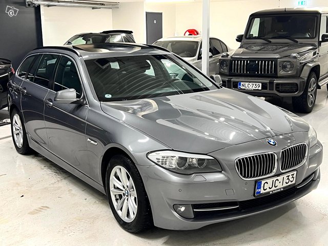 BMW 520 2