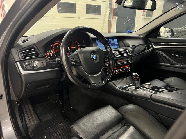 BMW 520 9