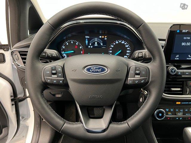 Ford Fiesta 9