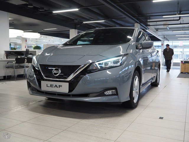 NISSAN Leaf 3
