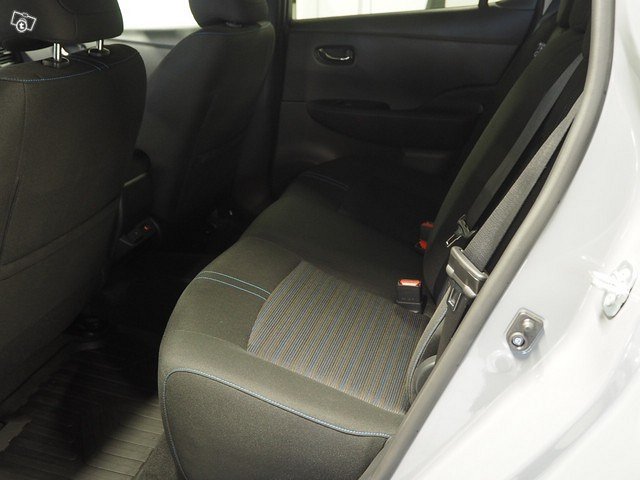 NISSAN Leaf 14