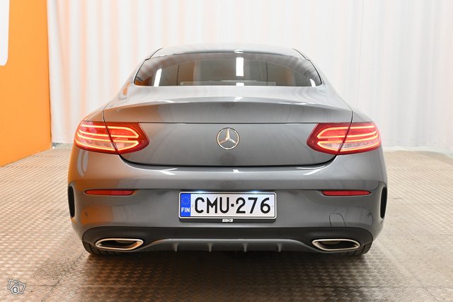 Mercedes-Benz C 6