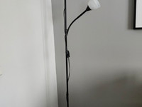 Ikean jalkalamppu VARATTU