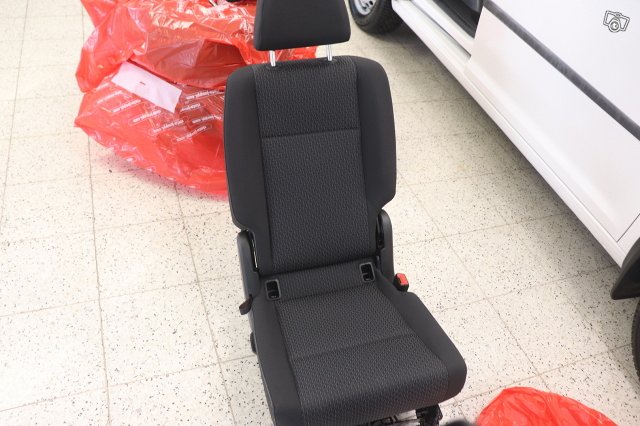Volkswagen Caddy 24