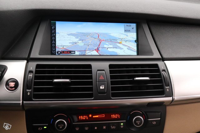 BMW X5 16