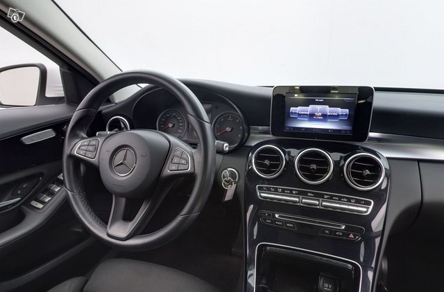 Mercedes-Benz C 12