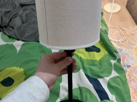 Lamp Gustaf varjostimella varustettu lamppu., Valaisimet, Sisustus ja huonekalut, Espoo, Tori.fi Lamp Gustaf varjostimella varustettu lamppu., Valaisimet, Sisustus ja huonekalut, Espoo, Tori.fi