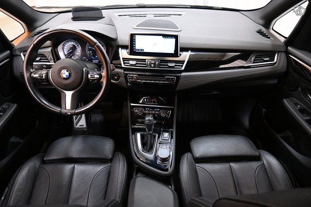 BMW 225 9