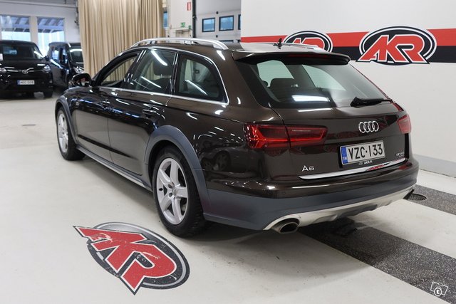 AUDI A6 Allroad Quattro 4