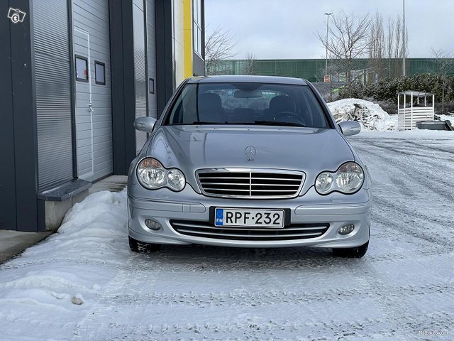 Mercedes-Benz C 5