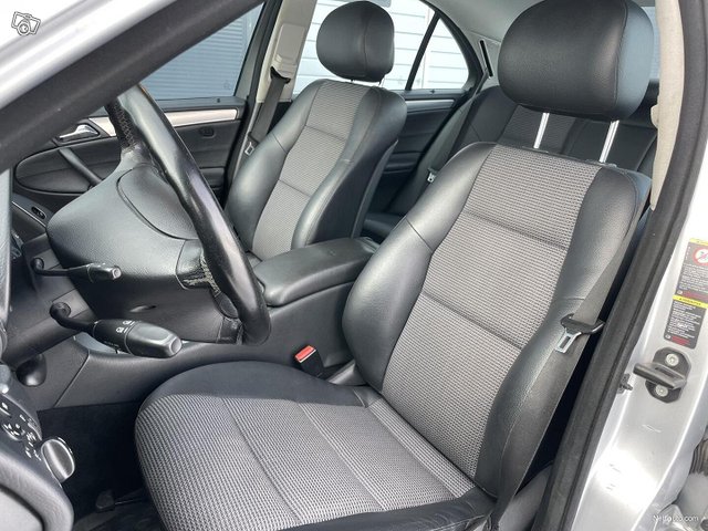 Mercedes-Benz C 6