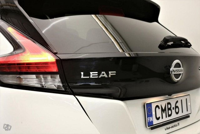 Nissan Leaf 5