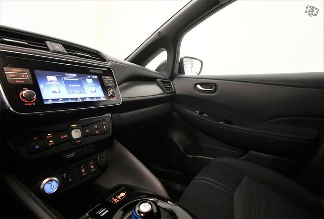 Nissan Leaf 20