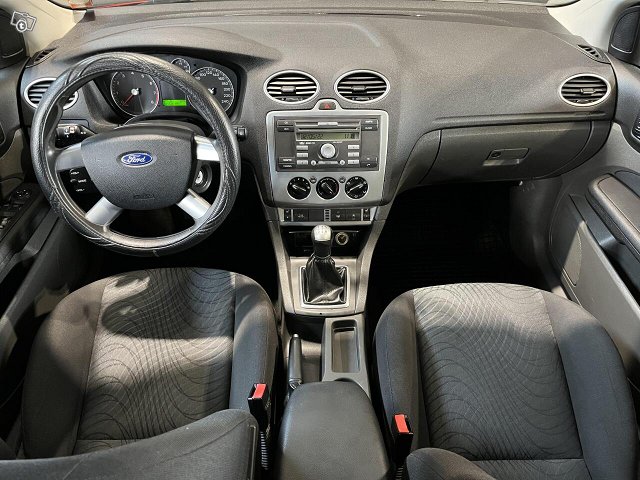 Ford Focus 12