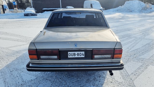 Rolls-Royce silver-spirit 4