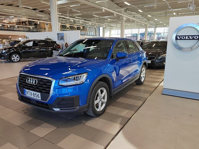 AUDI Q2