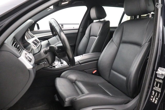 BMW 520 19