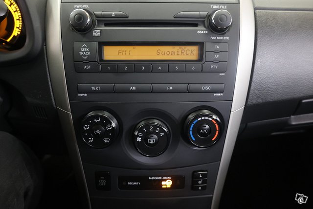 Toyota Corolla 11