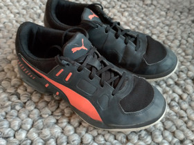 Puma sisäpelikengät koko 36, Lastenvaatteet ja kengät, Kontiolahti, Tori.fi Puma sisäpelikengät koko 36, Lastenvaatteet ja kengät, Kontiolahti, Tori.fi