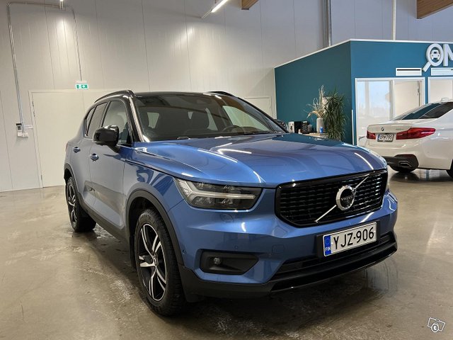 Volvo XC40 3