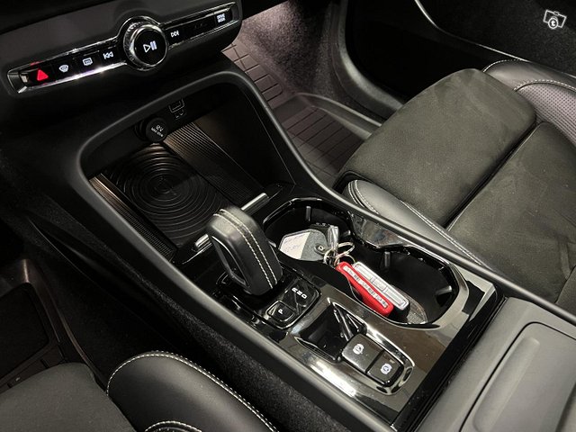 Volvo XC40 15
