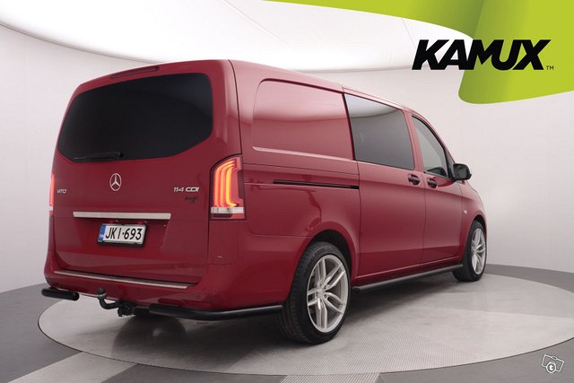 Mercedes-Benz Vito 8